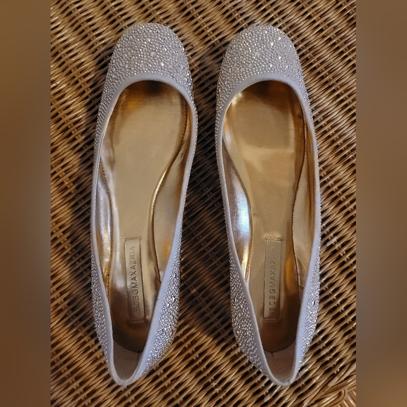 BCBG Max Azria - Size 9 - Champagne Rose Flats - Picture 7 of 12